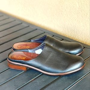 Naot Women's Lodos Clog Mules Soft Black Leather Made in Israel